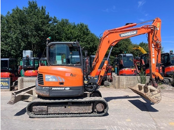 Mini excavator DOOSAN DX63-3