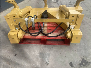 New Attachment for Construction machinery Cat D5N Ripper: picture 4 New Attachment for Construction machinery Cat D5N Ripper: picture 4