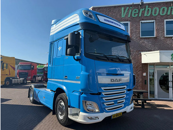 Tractor truck DAF XF 440