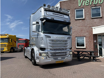 Tractor truck SCANIA R 580