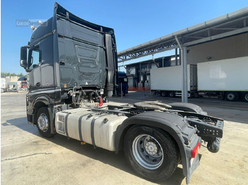 Tractor truck MERCEDES-BENZ ACTROS 1848: picture 4