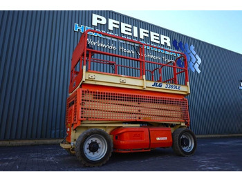 Scissor lift JLG