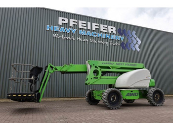 Articulated boom NIFTYLIFT