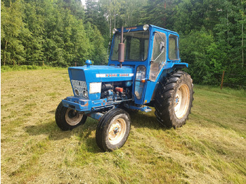 Farm tractor FORD