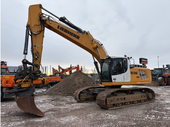 Excavator LIEBHERR R 936