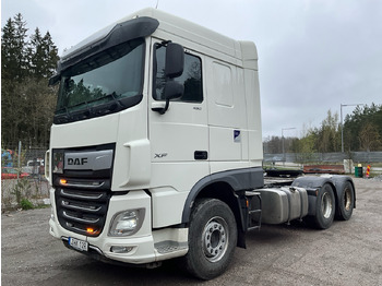 Truck DAF XF 530