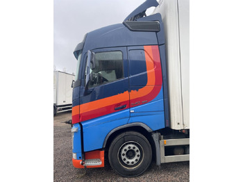 Box truck Volvo FH550: picture 3