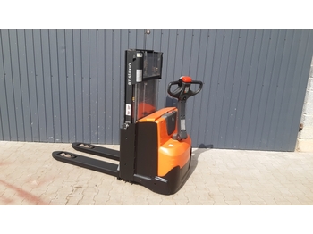 Stacker BT SWE 200 D: picture 2