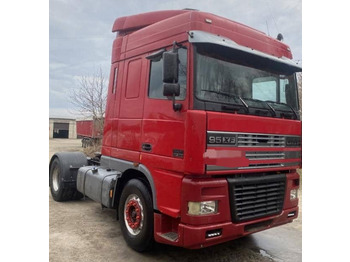 Tractor truck DAF XF 95 430