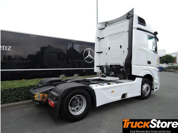 Tractor truck Mercedes-Benz Actros 1845 LS: picture 4 Tractor truck Mercedes-Benz Actros 1845 LS: picture 4