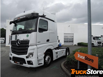 Tractor truck MERCEDES-BENZ Actros 1845