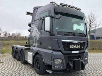 Tractor truck MAN TGX 41.640