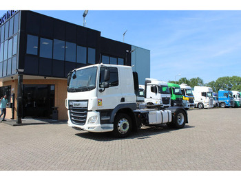 Tractor truck DAF CF 450