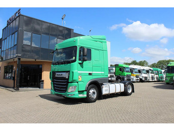 Tractor truck DAF XF 480