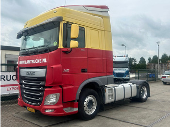 Tractor truck DAF XF 460