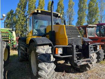 Farm tractor JCB Fastrac 155-65: picture 3