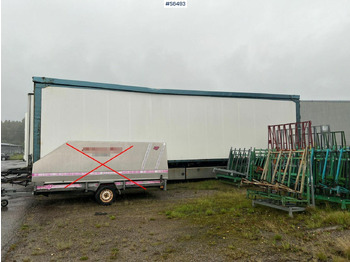 Closed box trailer