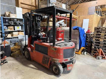 Forklift Clark CEM 25 leasing Forklift Clark CEM 25: picture 2 Forklift Clark CEM 25 leasing Forklift Clark CEM 25: picture 2