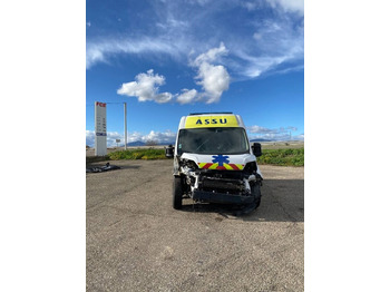 Ambulance Fiat LES DAUPHINS/DUCATO TORINO 2.3M-Jet 160 endommagée: picture 2 Ambulance Fiat LES DAUPHINS/DUCATO TORINO 2.3M-Jet 160 endommagée: picture 2