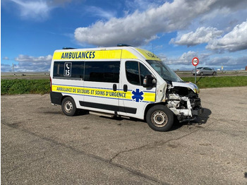 Ambulance Fiat LES DAUPHINS/DUCATO TORINO 2.3M-Jet 160 endommagée: picture 3 Ambulance Fiat LES DAUPHINS/DUCATO TORINO 2.3M-Jet 160 endommagée: picture 3