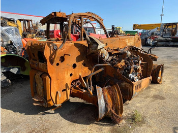 Telescopic handler Manitou MLT 737 endommagé: picture 4