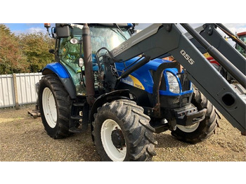 Farm tractor NEW HOLLAND T6000