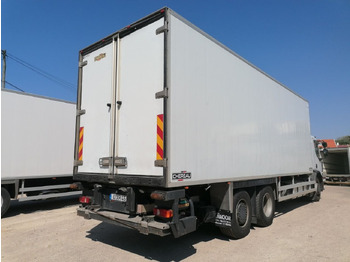 Refrigerator truck Renault Premium 440: picture 3