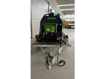 New Asphalt distributor TICAB Manufacturer, Bitumen Sprayer, Asphalt Distributor, 2000L: picture 3