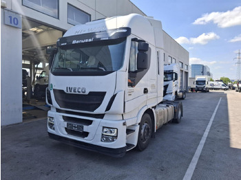Tractor truck IVECO Stralis 440