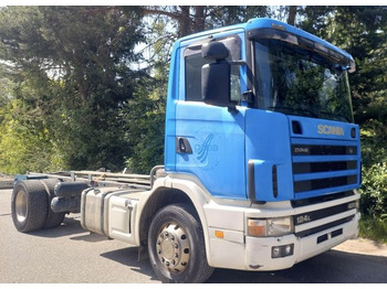 Cab chassis truck SCANIA R124