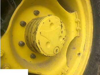 Steering knuckle for Agricultural machinery John Deere 6210 - Zwrotnica: picture 3
