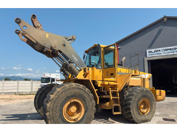 Wheel loader Pala gommata Volvo L 220: picture 2
