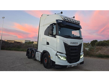 Tractor truck IVECO S-WAY
