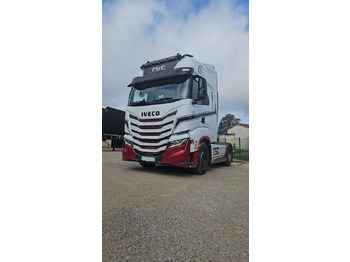Tractor truck IVECO S-WAY