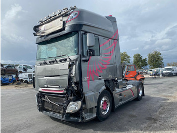 Tractor truck DAF XF 510