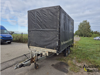 Curtainsider semi-trailer