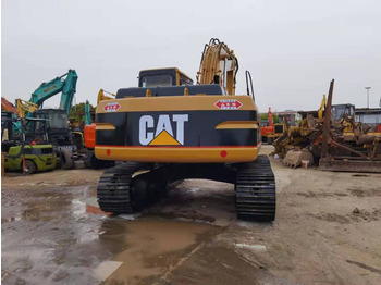 Crawler excavator CATERPILLAR 320BL: picture 4