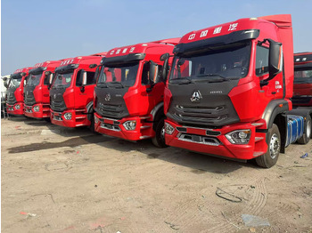 Tractor truck SINOTRUK