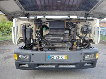 Tractor truck MAN 19.463 F2000 460 HP MANUAL ZF GEARBOX PERFECT CONDITION: picture 4 Tractor truck MAN 19.463 F2000 460 HP MANUAL ZF GEARBOX PERFECT CONDITION: picture 4