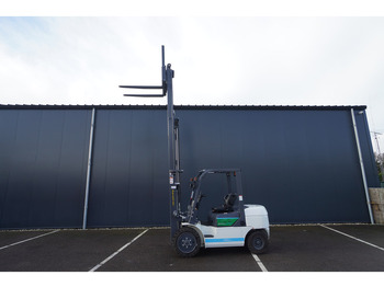 Construction machinery Eurotrac FE 30 ECO ELECTRIC FORKLIFT: picture 2