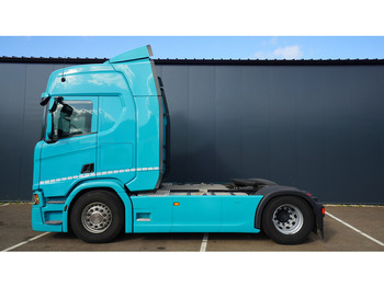 Tractor truck SCANIA R 450