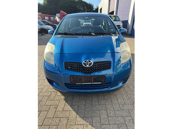 Hatchback Toyota Yaris **PETROL-ESSENCE-AC**: picture 2 Hatchback Toyota Yaris **PETROL-ESSENCE-AC**: picture 2