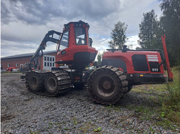 Forestry harvester KOMATSU