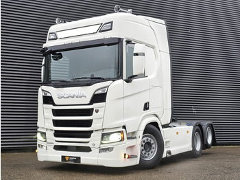 Tractor truck SCANIA R 580