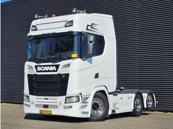 Tractor truck SCANIA S 580