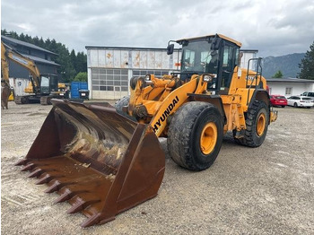Wheel loader HYUNDAI