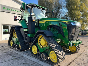 Farm tractor JOHN DEERE