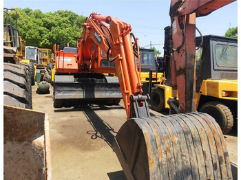Wheel excavator DOOSAN