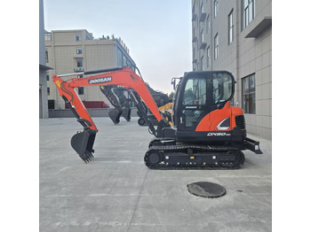 Mini excavator DOOSAN DX60