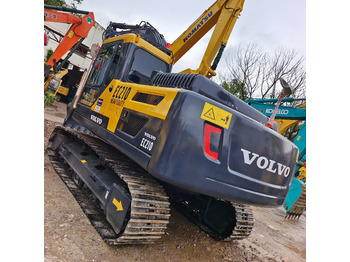 Crawler excavator VOLVO EC210D: picture 3